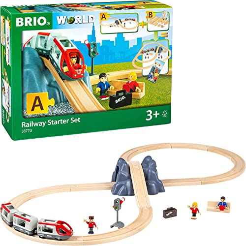 BRIO World 33773 Eisenbahn Starter Set A - Die ideale erste Holzeisenbahn mit Tunnel und Figuren - Kleinkinderspielzeug empfohlen ab 3 Jahren